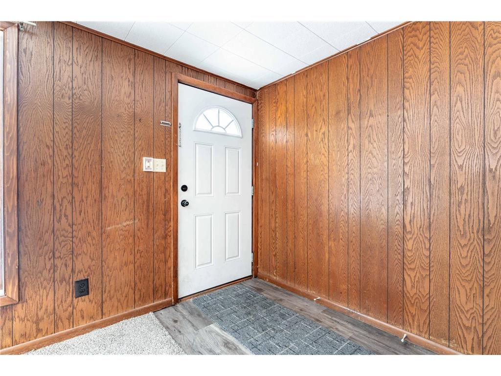 313 3rd Street SE Pelican Rapids MN 56572 7014911 image9