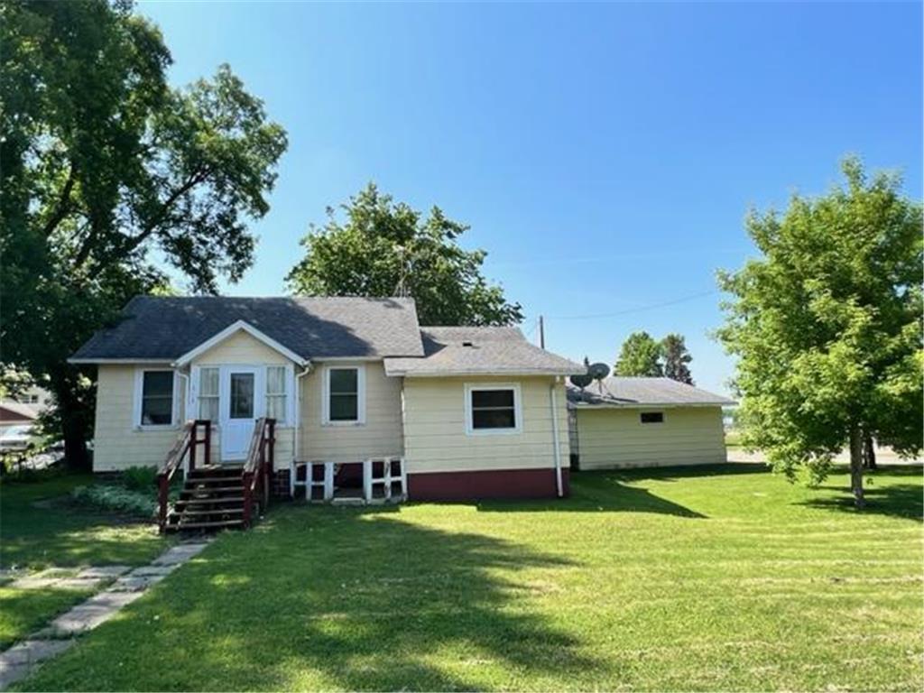 313 4th Street NW Bertha MN 56437 6379290 image1