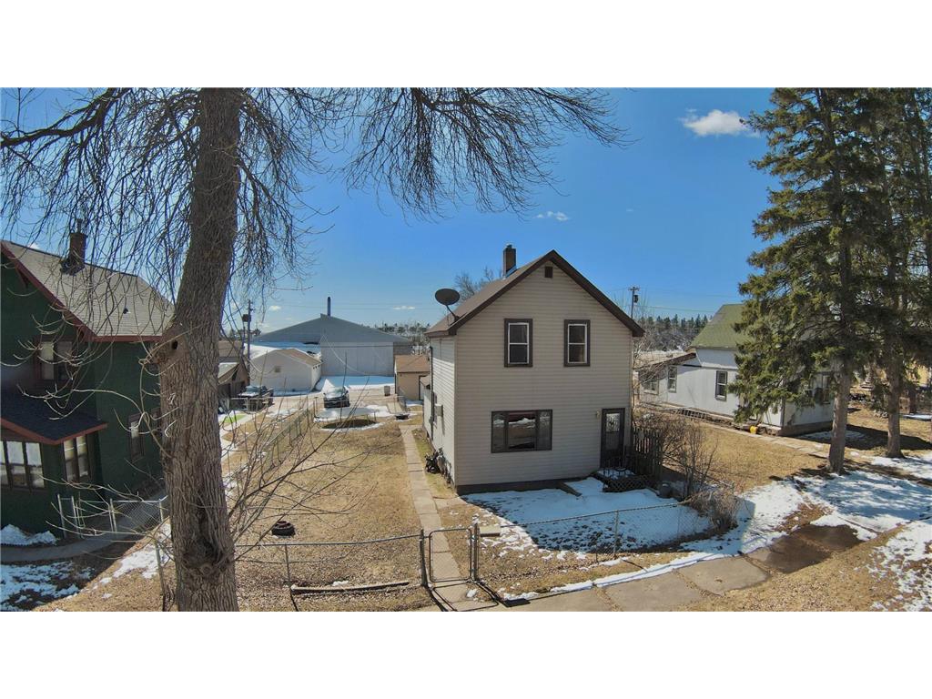 313 9th Street SW Chisholm MN 55719 6697180 image1