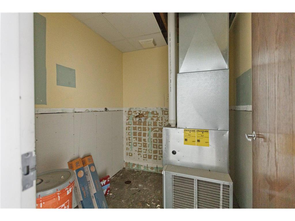 313 Central Avenue N Faribault MN 55021 7012005 image10