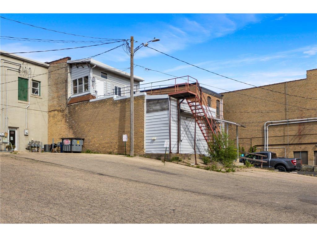 313 Central Avenue N Faribault MN 55021 7012005 image24