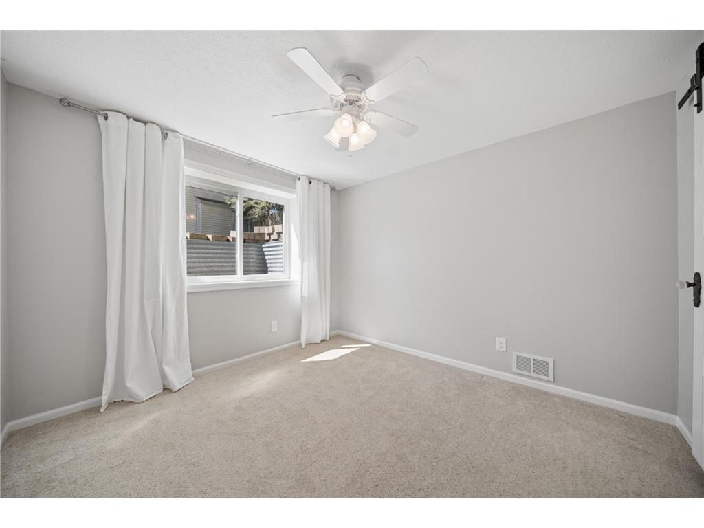 313 Chancery Lane Mankato MN 56001 7065327 image38