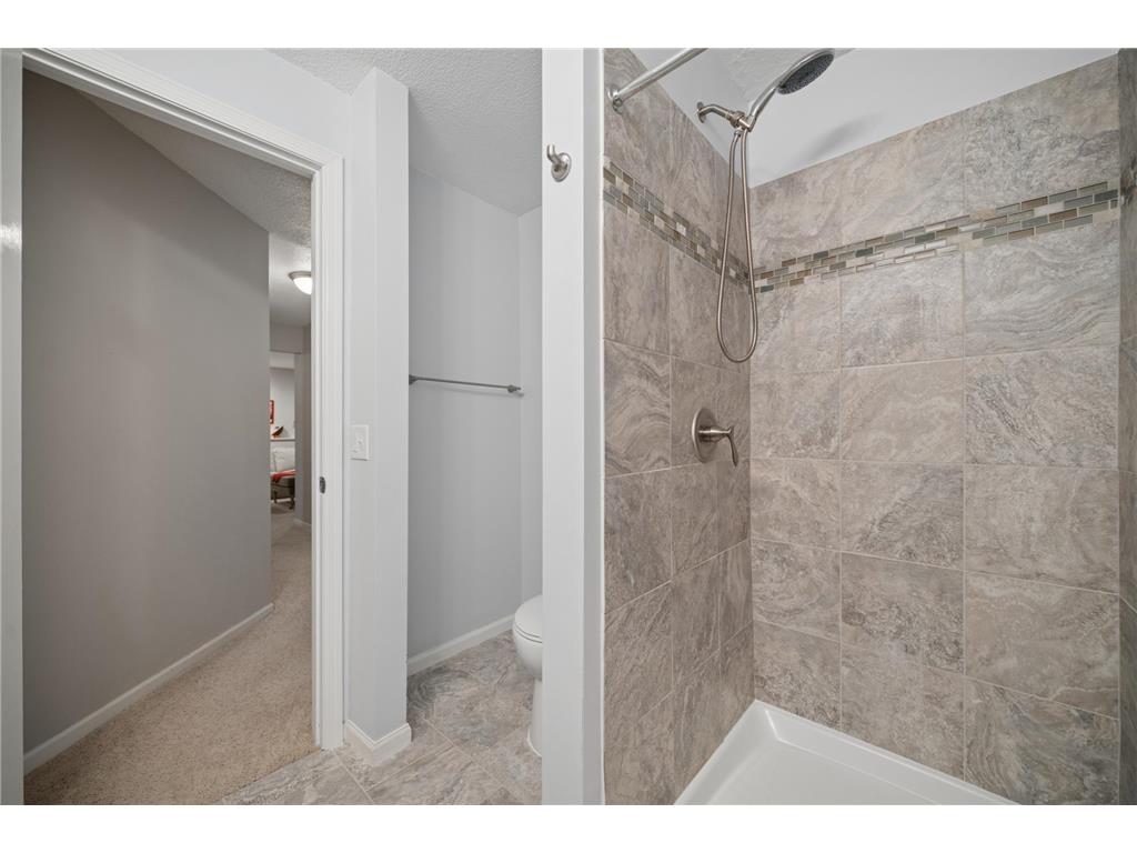313 Chancery Lane Mankato MN 56001 7065327 image42