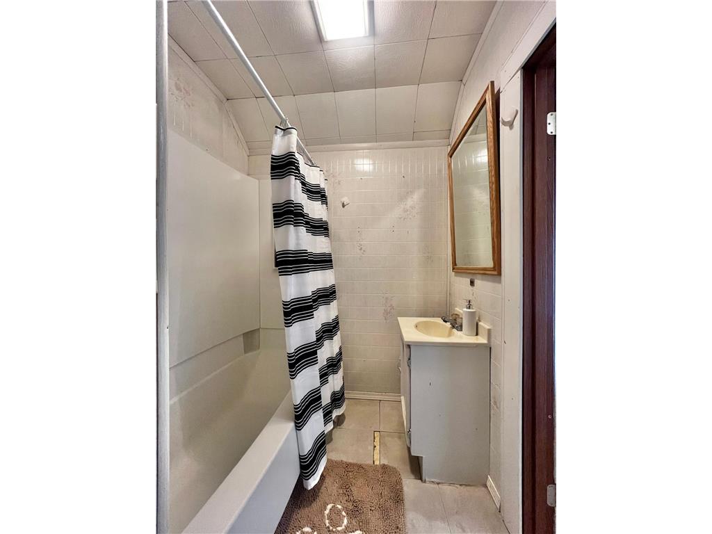 313 E 5th Street Redwood Falls MN 56283 7088231 image22