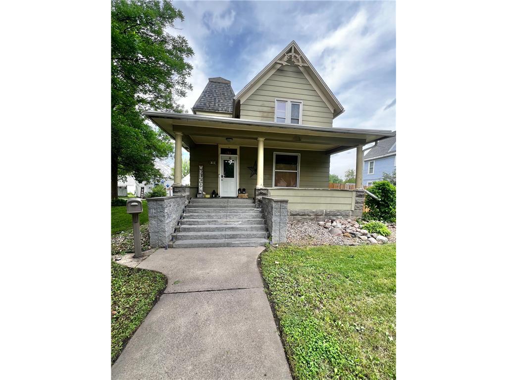 313 E 5th Street Redwood Falls MN 56283 7088231 image3
