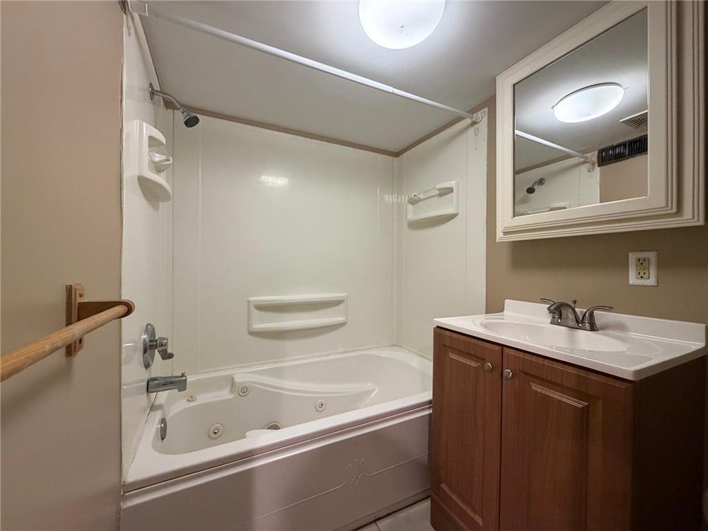313 E Broadway Street Monticello MN 55362 7078077 image25