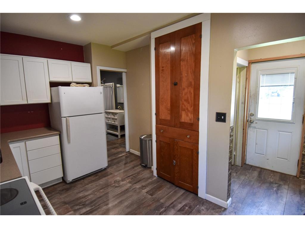 313 E Prairie Avenue Warren MN 56762 7107249 image14