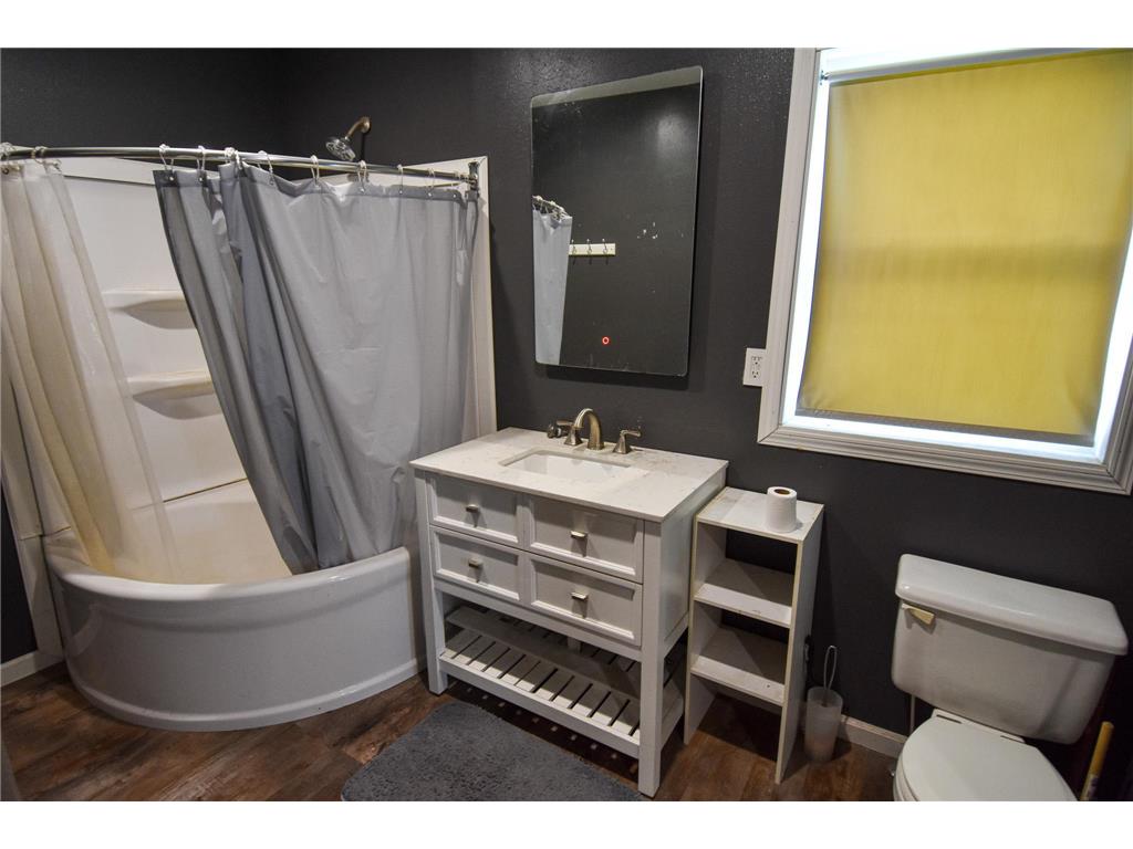 313 E Prairie Avenue Warren MN 56762 7107249 image15
