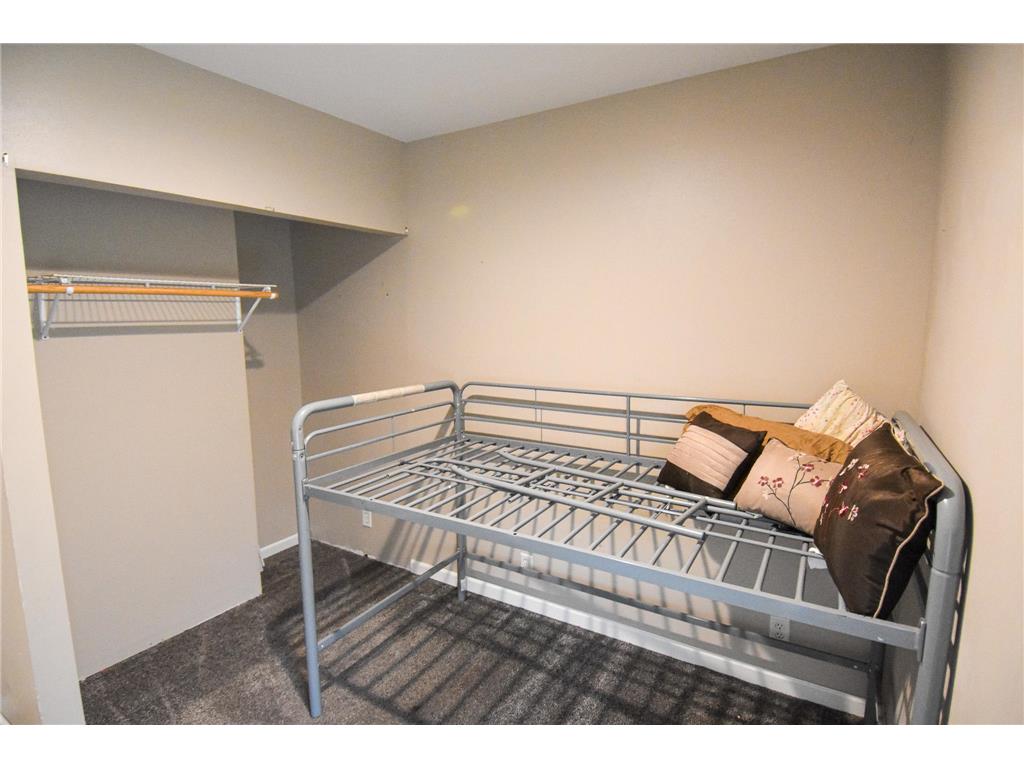 313 E Prairie Avenue Warren MN 56762 7107249 image19