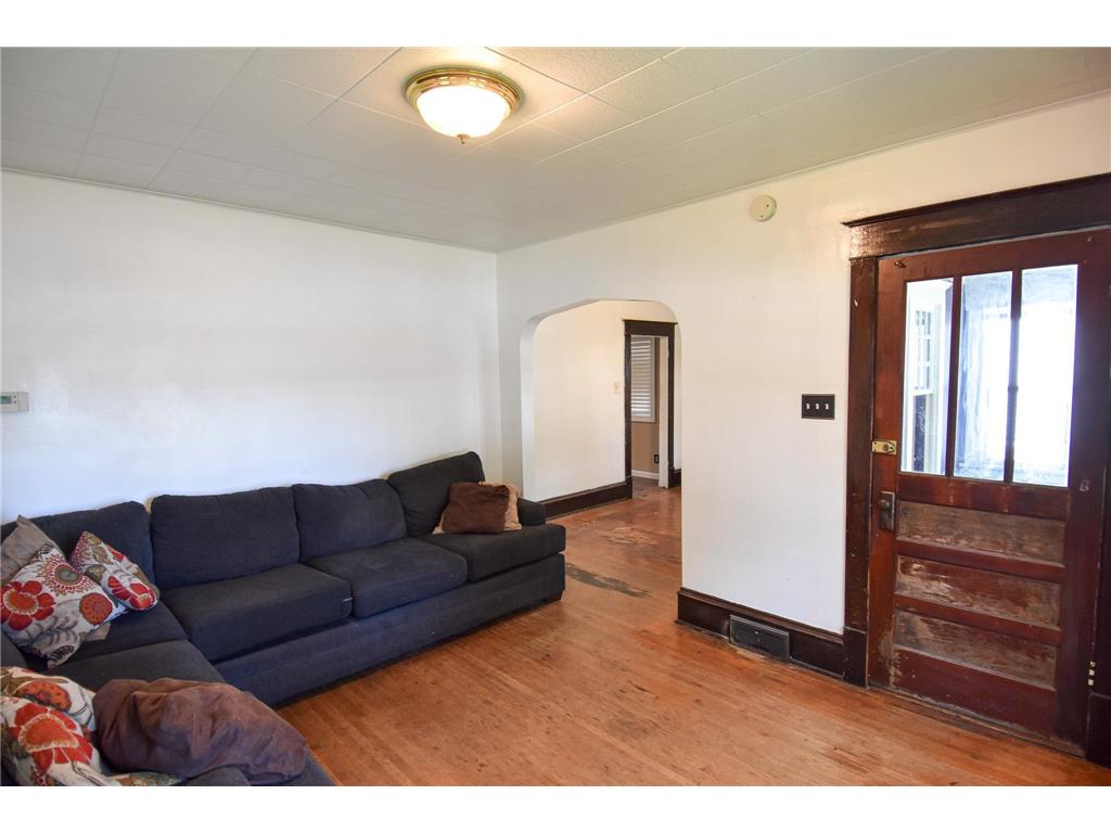 313 E Prairie Avenue Warren MN 56762 7107249 image6