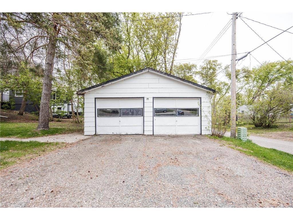 313 Elizabeth Street Detroit Lakes MN 56501 7076709 image2