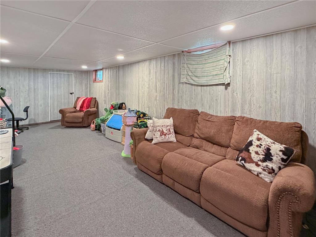 313 Hollett Street Tracy MN 56175 7096643 image30