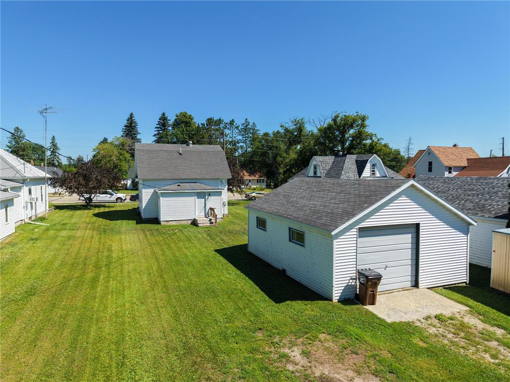 313 Minnesota Avenue E Sebeka MN 56477 7110570 image4