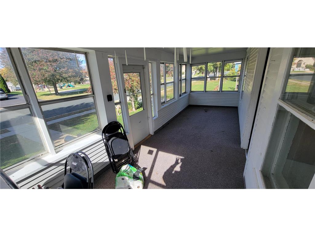 313 N Hudson Avenue Spring Valley MN 55975 6785985 image2