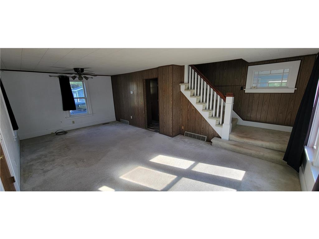 313 N Hudson Avenue Spring Valley MN 55975 6785985 image4