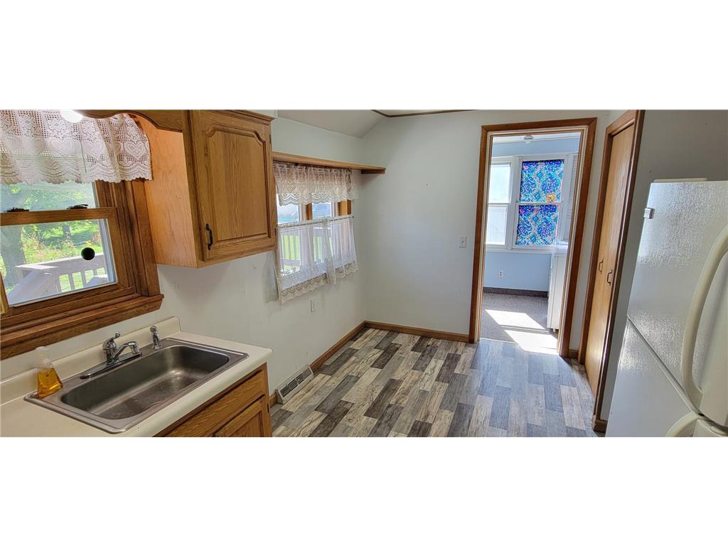 313 N Hudson Avenue Spring Valley MN 55975 6785985 image7