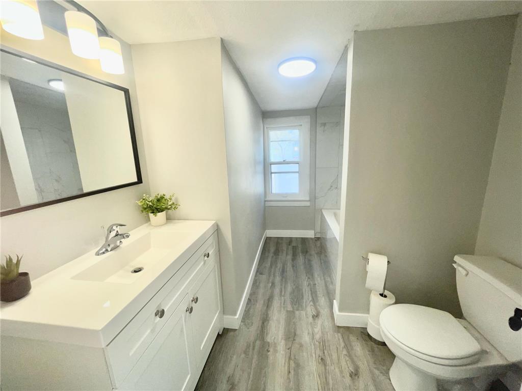 313 S Lake Street North Mankato MN 56003 7056582 image4