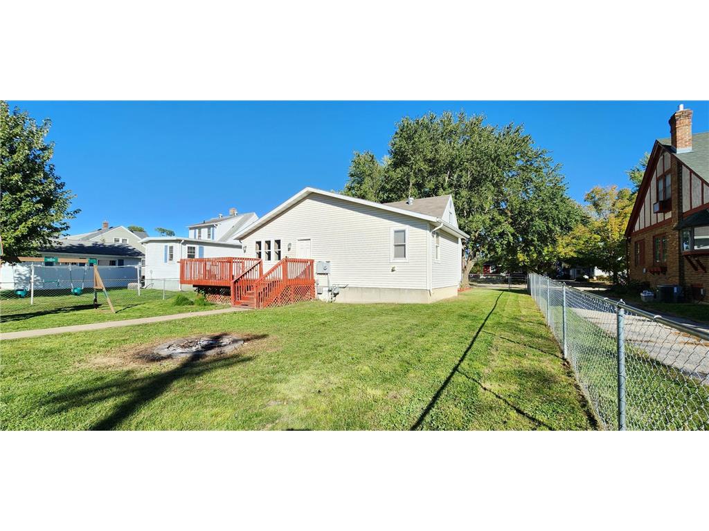 313 S Washington Street Houston MN 55943 6801960 image1