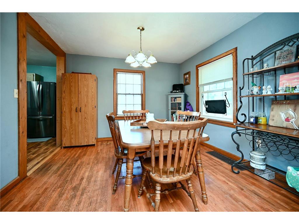 313 S Washington Street Houston MN 55943 6801960 image11