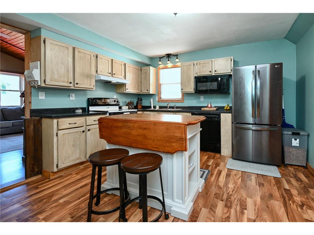 313 S Washington Street Houston MN 55943 6801960 image12