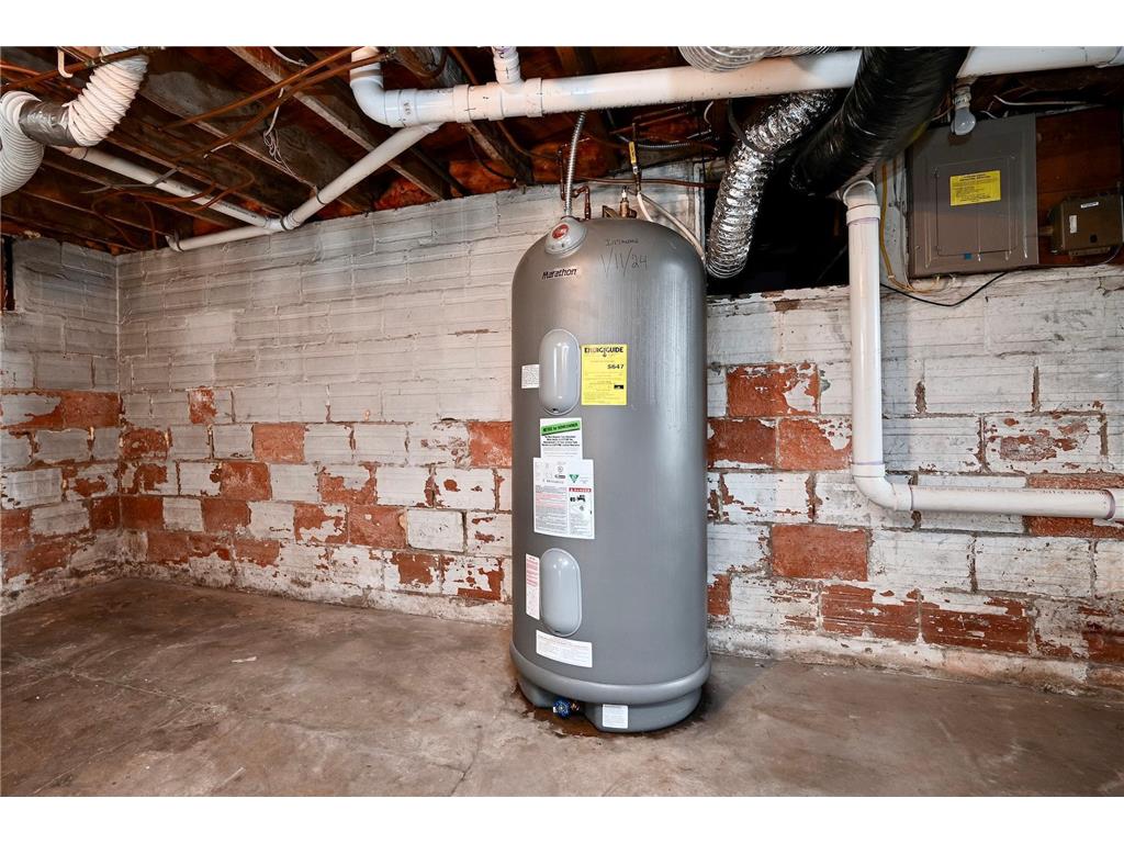 313 S Washington Street Houston MN 55943 6801960 image27