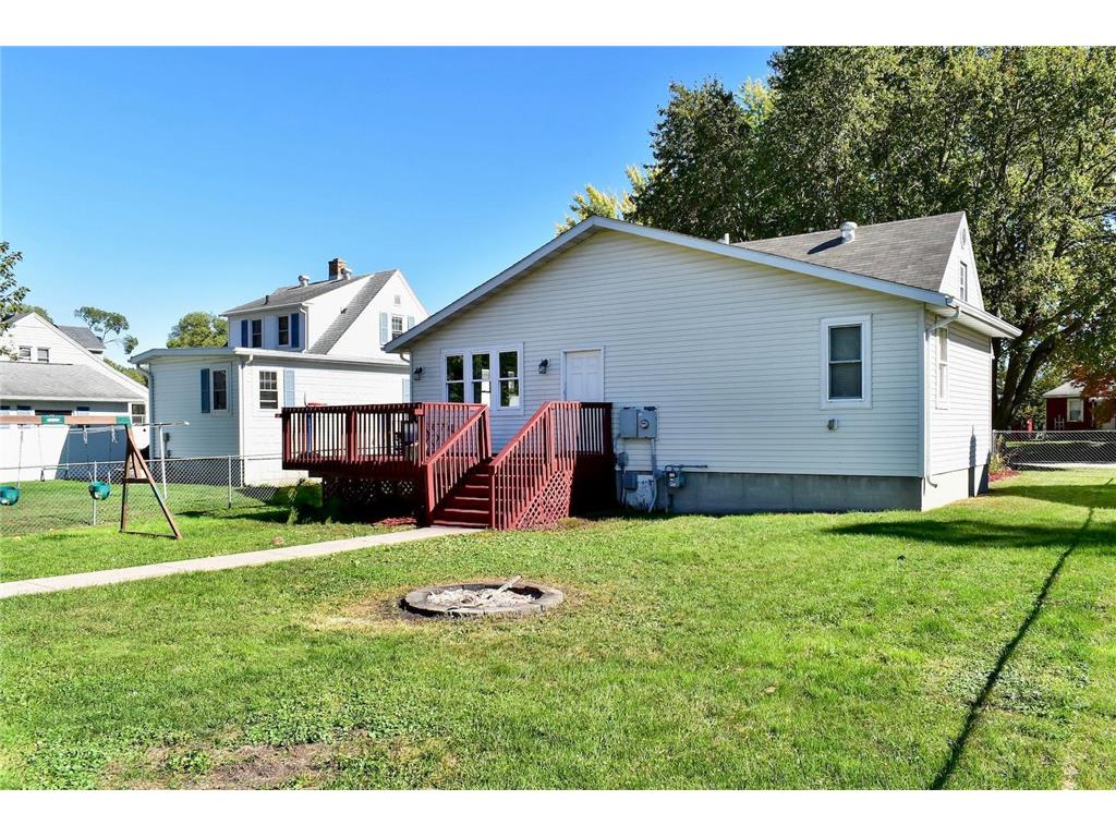 313 S Washington Street Houston MN 55943 6801960 image29