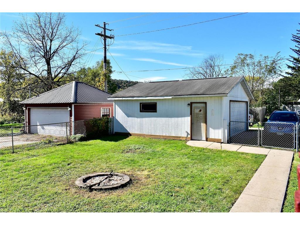 313 S Washington Street Houston MN 55943 6801960 image31