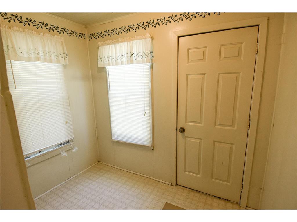 313 State Avenue N Thief River Falls MN 56701 7108641 image20