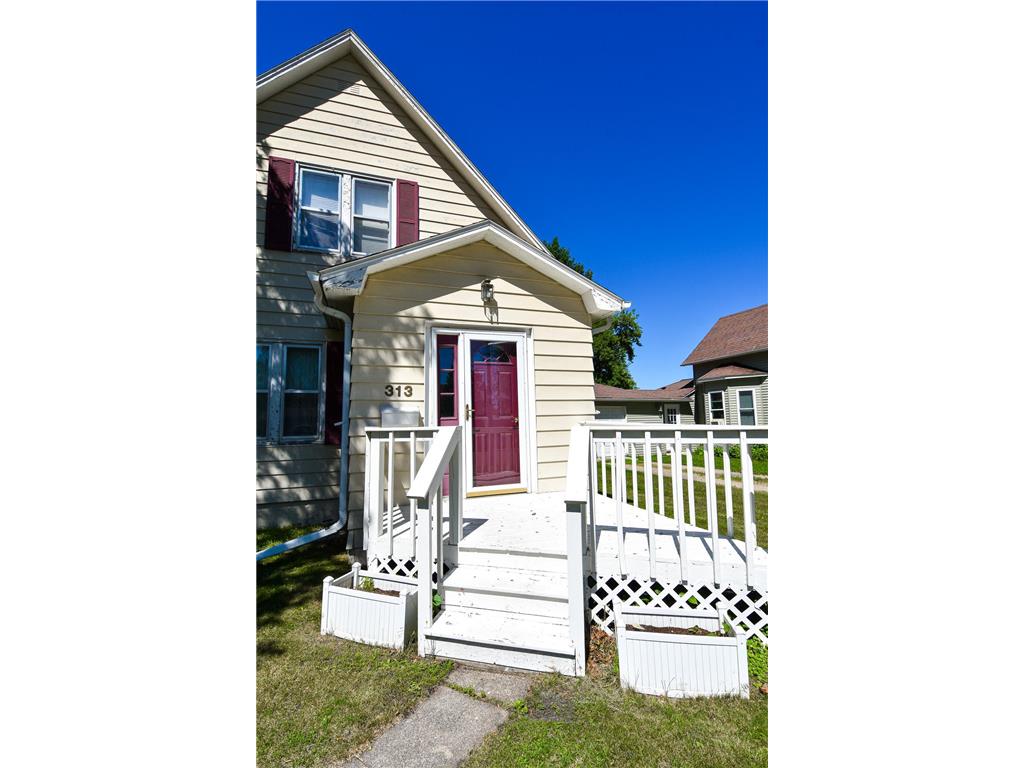 313 State Avenue N Thief River Falls MN 56701 7108641 image3