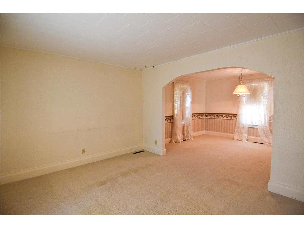 313 State Avenue N Thief River Falls MN 56701 7108641 image9