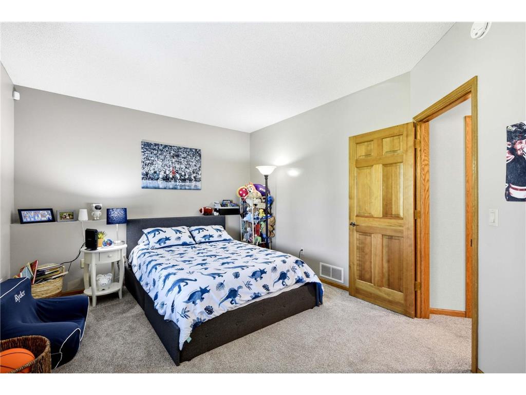 313 Wyndham Circle W New Brighton MN 55112 7109308 image30