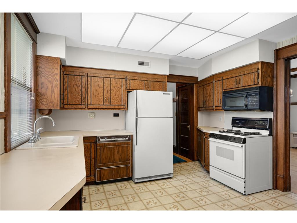 3130 Cedar Avenue S Minneapolis MN 55407 7090592 image20