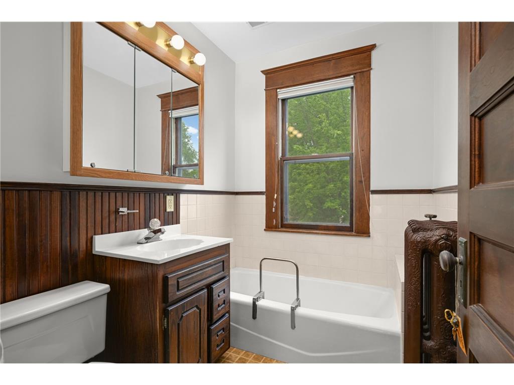 3130 Cedar Avenue S Minneapolis MN 55407 7090592 image30