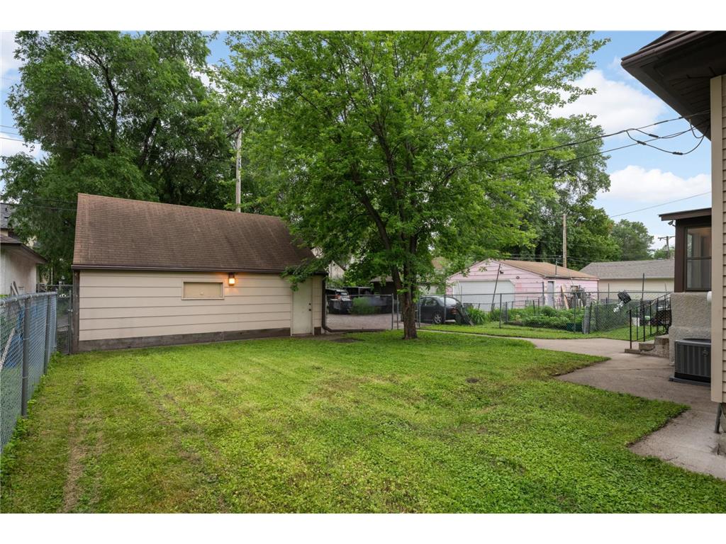 3130 Cedar Avenue S Minneapolis MN 55407 7090592 image42