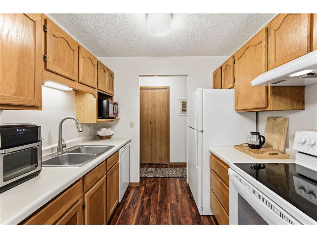 3130 Cory Lane #205 Hastings MN 55033 7055748 image10