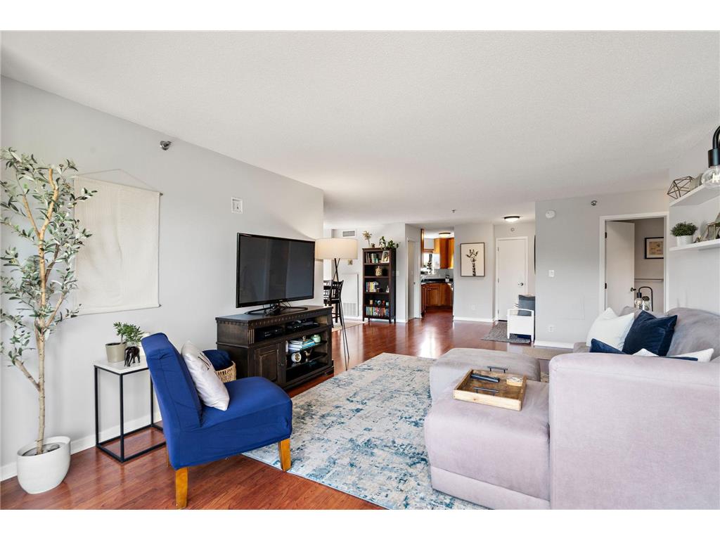 3131 Excelsior Boulevard #713 Minneapolis MN 55416 - Bde Maka Ska 7082017 image4