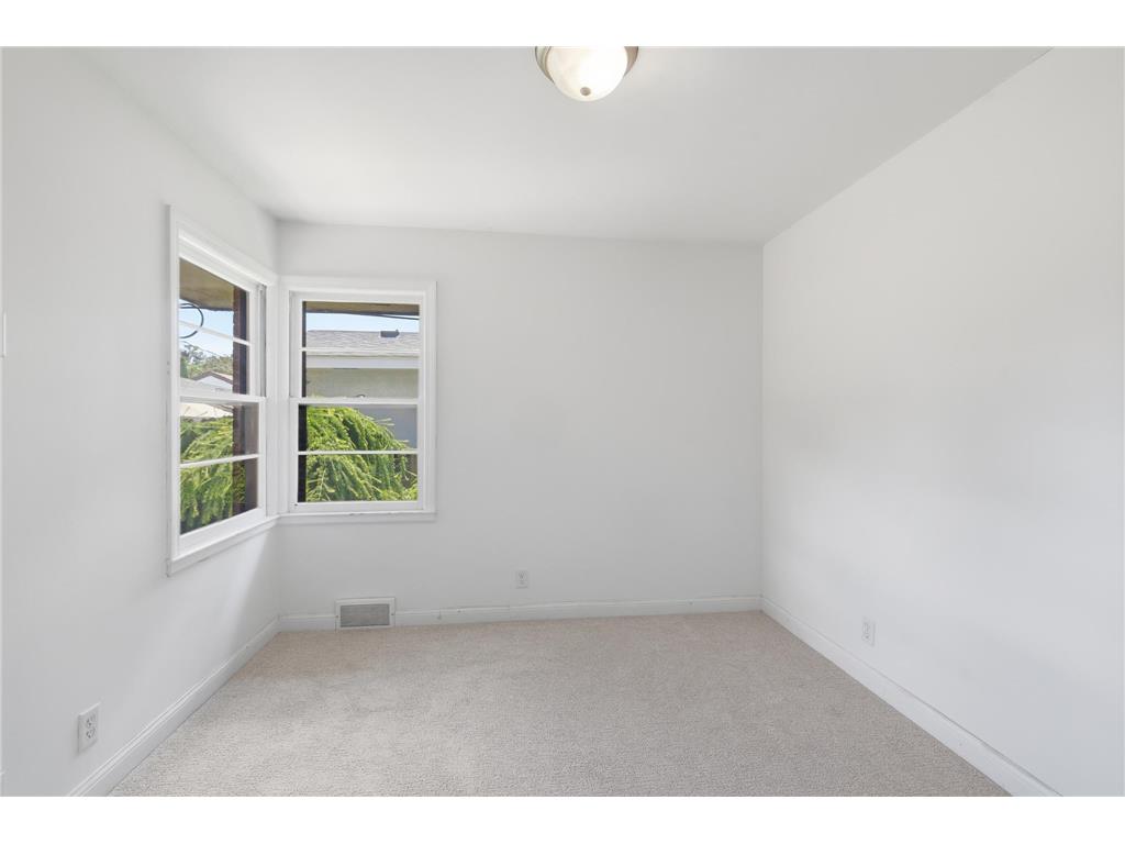 3131 Parkview Boulevard Robbinsdale MN 55422 7105395 image15