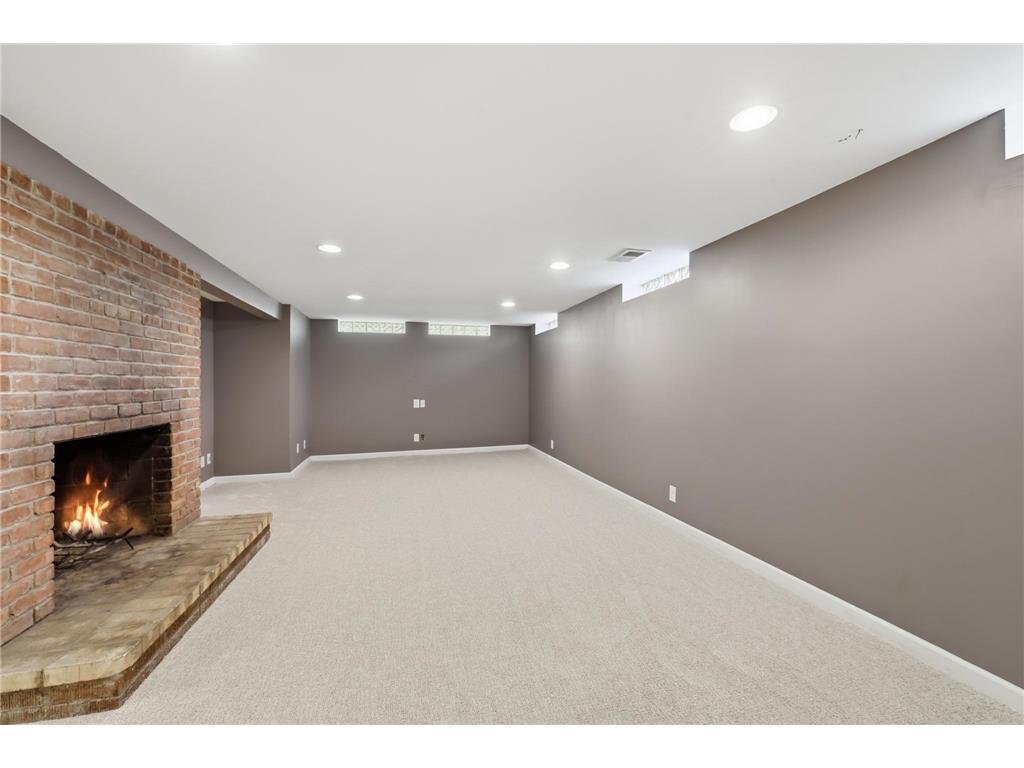 3131 Parkview Boulevard Robbinsdale MN 55422 7105395 image21