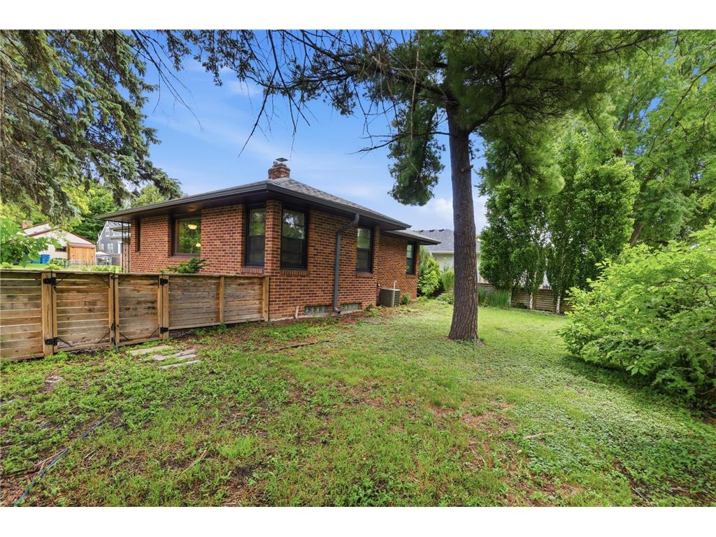 3131 Parkview Boulevard Robbinsdale MN 55422 7105395 image25