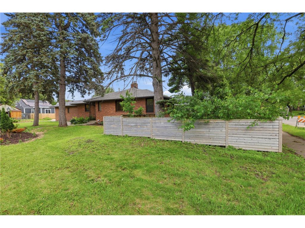 3131 Parkview Boulevard Robbinsdale MN 55422 7105395 image26