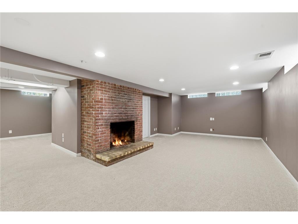 3131 Parkview Boulevard Robbinsdale MN 55422 7105395 image3
