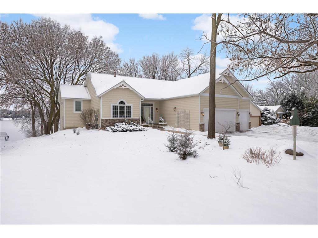 3133 Spring Lake Road SW Prior Lake MN 55372 - Spring 6819746 image14