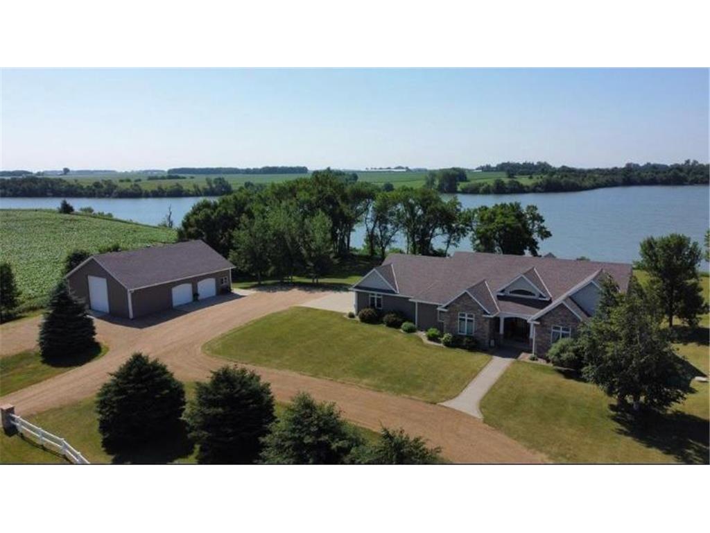 31341 297th Street Worthington MN 56187 - Ocheda 6648424 image1