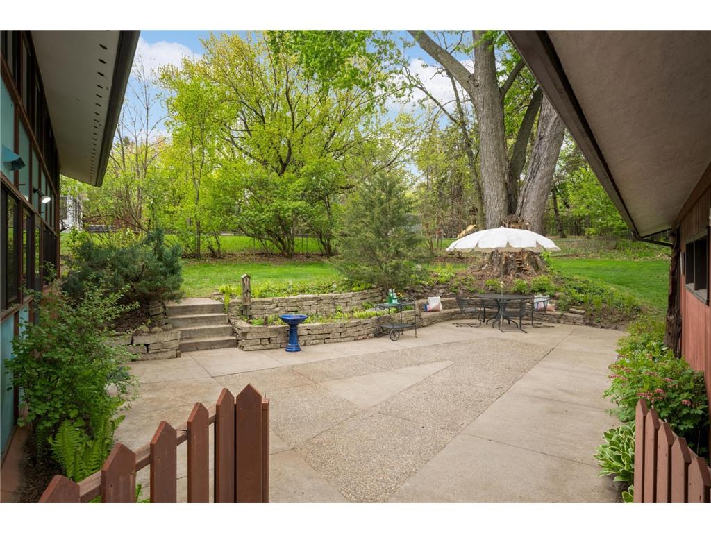 3135 Asbury Street Arden Hills MN 55112 - Johanna 7002383 image33