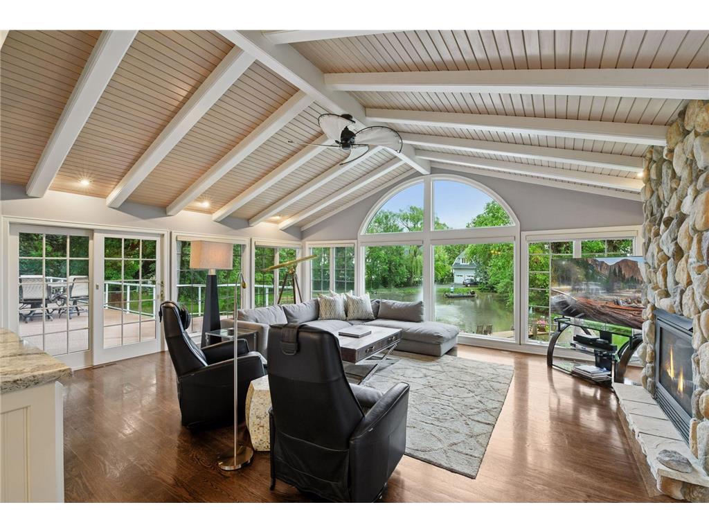 3135 North Shore Drive Orono MN 55391 - Lake Minnetonka 7066030 image14