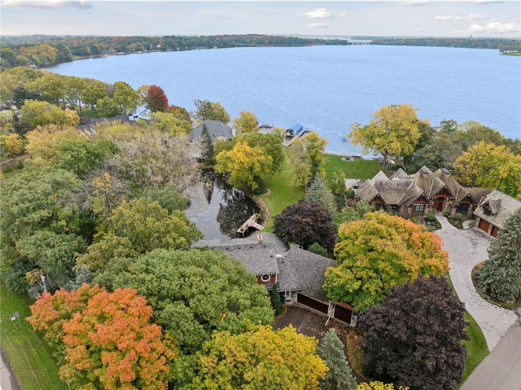 3135 North Shore Drive Orono MN 55391 - Lake Minnetonka 7066030 image2