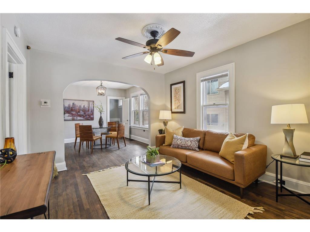 3136 Douglas Drive N, Crystal, MN, 55422 MLS 6351163 Edina Realty