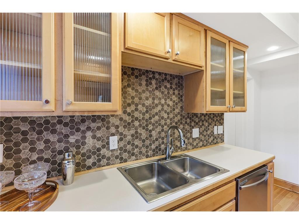 3136 W Bde Maka Ska Boulevard #201 Minneapolis MN 55416 - Bde Maka Ska 6817756 image12
