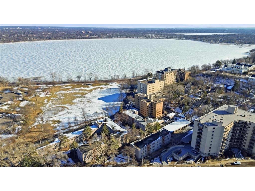 3136 W Bde Maka Ska Boulevard #201 Minneapolis MN 55416 - Bde Maka Ska 6817756 image2