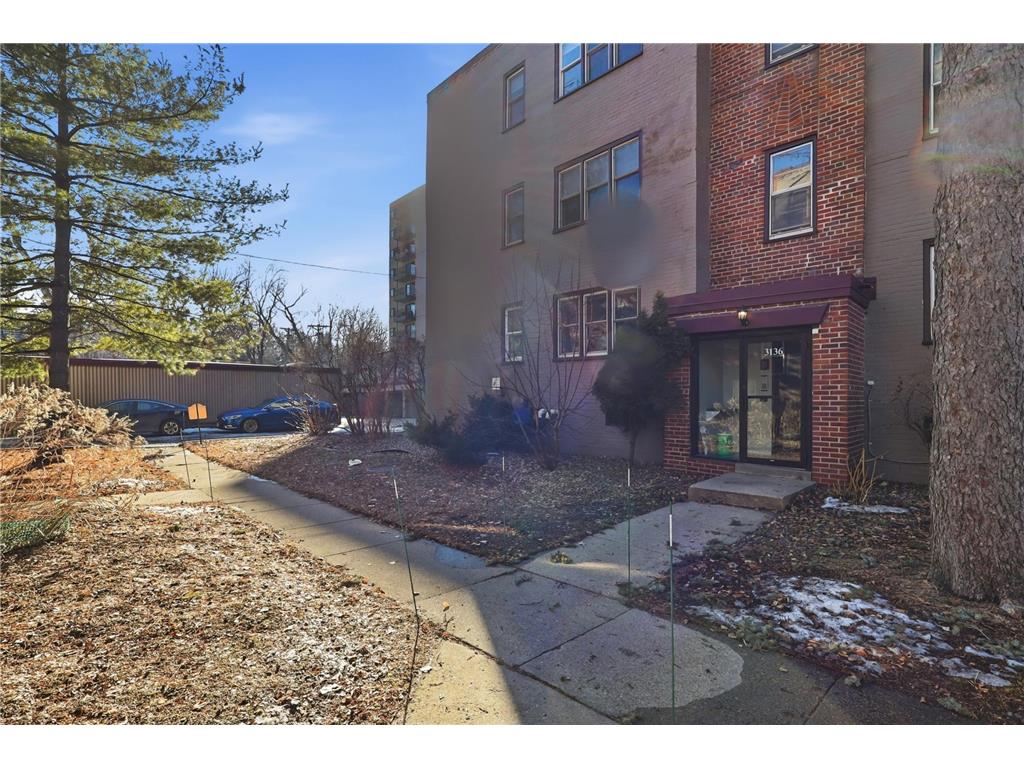 3136 W Bde Maka Ska Boulevard #201 Minneapolis MN 55416 - Bde Maka Ska 6817756 image25
